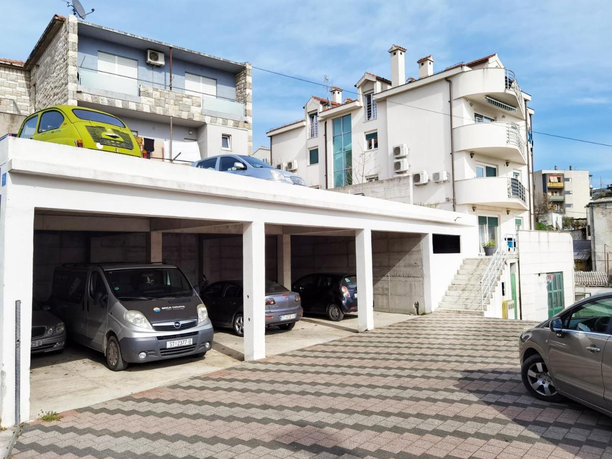 Apartments Nova Split Exterior photo